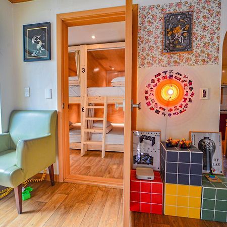 Helloworld Guesthouse Сеул Экстерьер фото